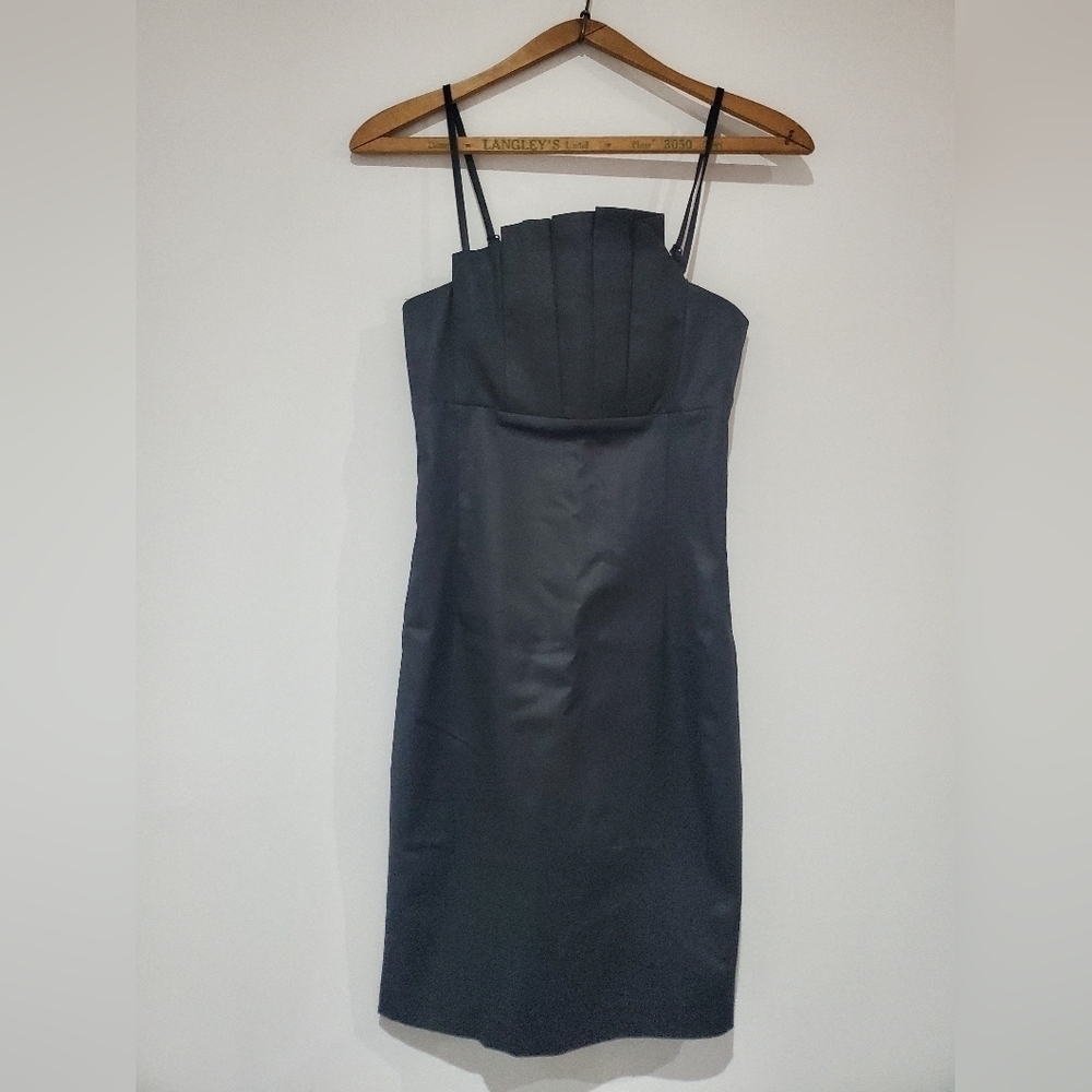 NWT Vero Moda black dress with pleated top size 32
